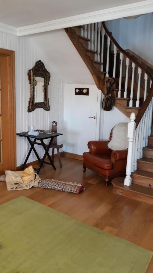 Kostanalu Rooms เปลนท์เซีย ภายนอก รูปภาพ